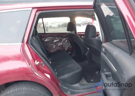 2013 Subaru Outback 2.5I Premium z USA, uszkodzony, nr VIN 4S4BRBCC9D3229339